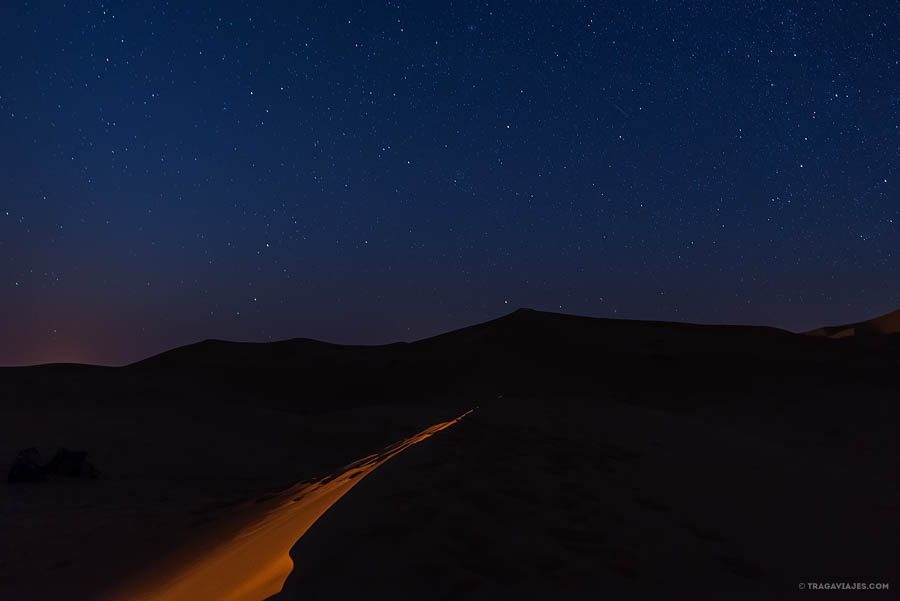 Noche estrellada en el desierto