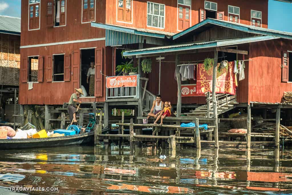 Viaje en bote de Pekon a Inle myanmar birmania