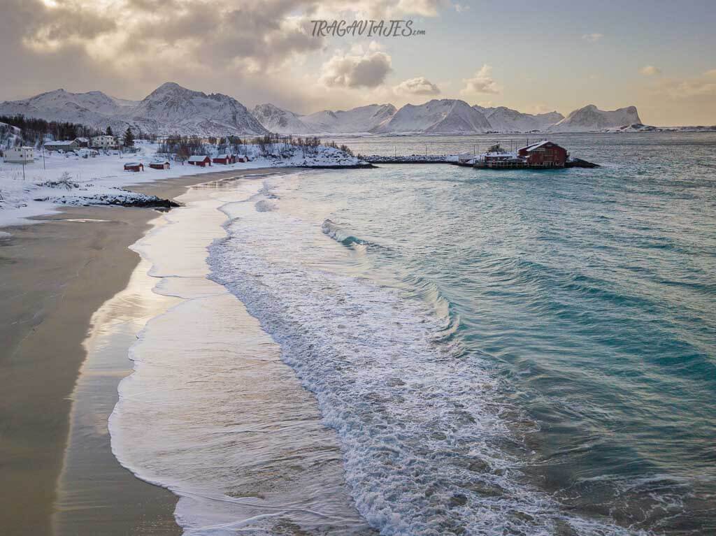 Playas de Senja - Playa de Bøstrand, en Bøvær