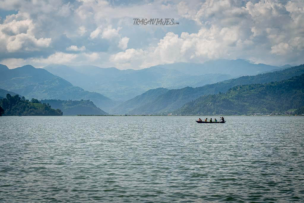 Qué hacer en Pokhara - Lago Phewa