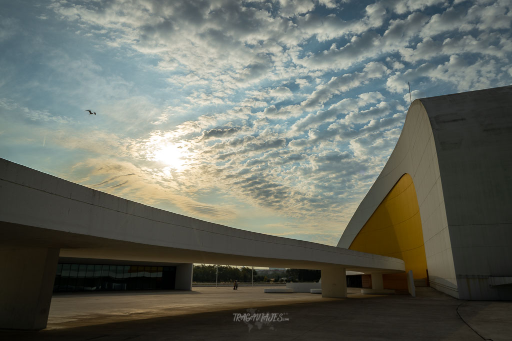 Qué ver en Avilés en 1 día - Niemeyer