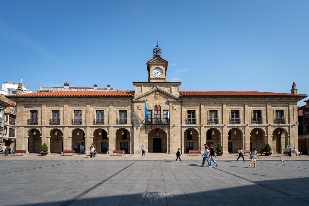 Plazas de Avilés - Plaza España