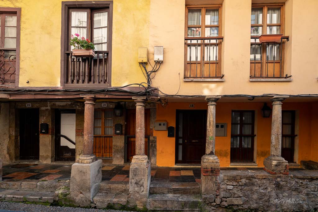 Calles de Avilés - Soportales