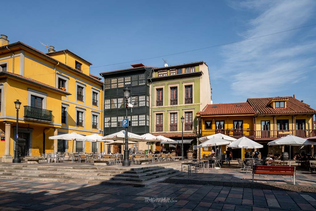 Pasear por Avilés - Plaza del Carbayo