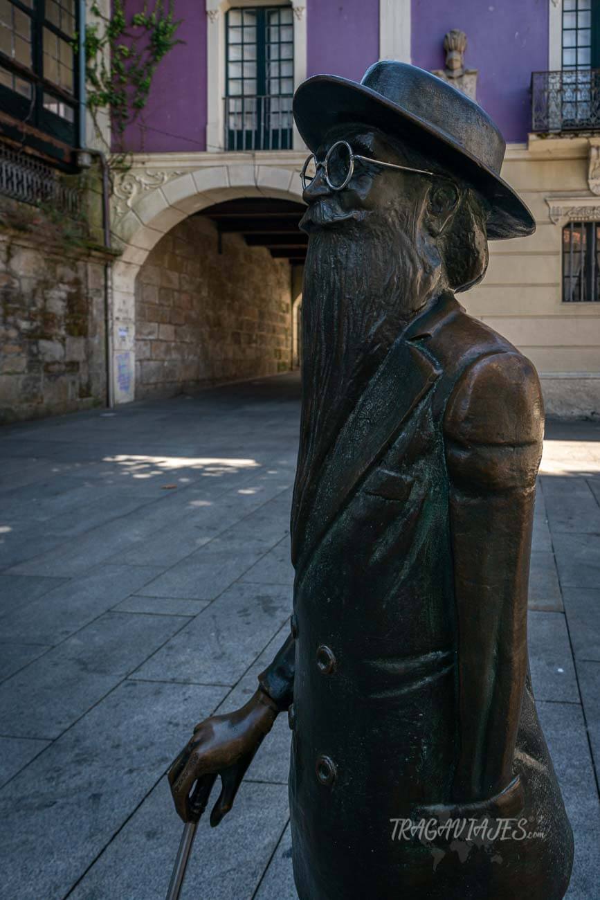 Monumentos a Valle-Inclán