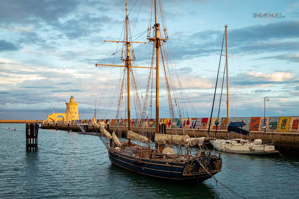 Qué ver en El Puerto de Santa María - Faro Puerto Sherry