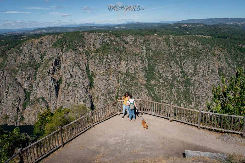Los mejores miradores de la Ribeira Sacra - Mirador de Balcones de Madrid - Os Torgás -