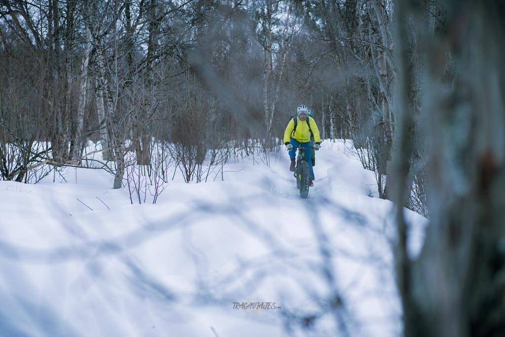 Ruta por Laponia - Realizando snowbike