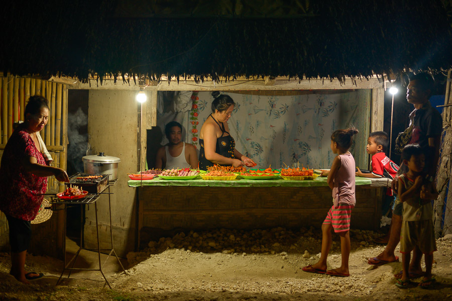 Puesto de comida callejera, Bohol, Filipinas