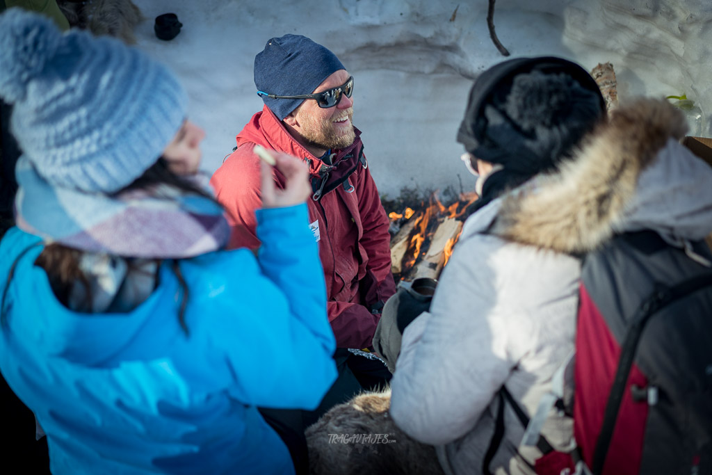 Viaje a Laponia - Comida durante la pesca en hielo