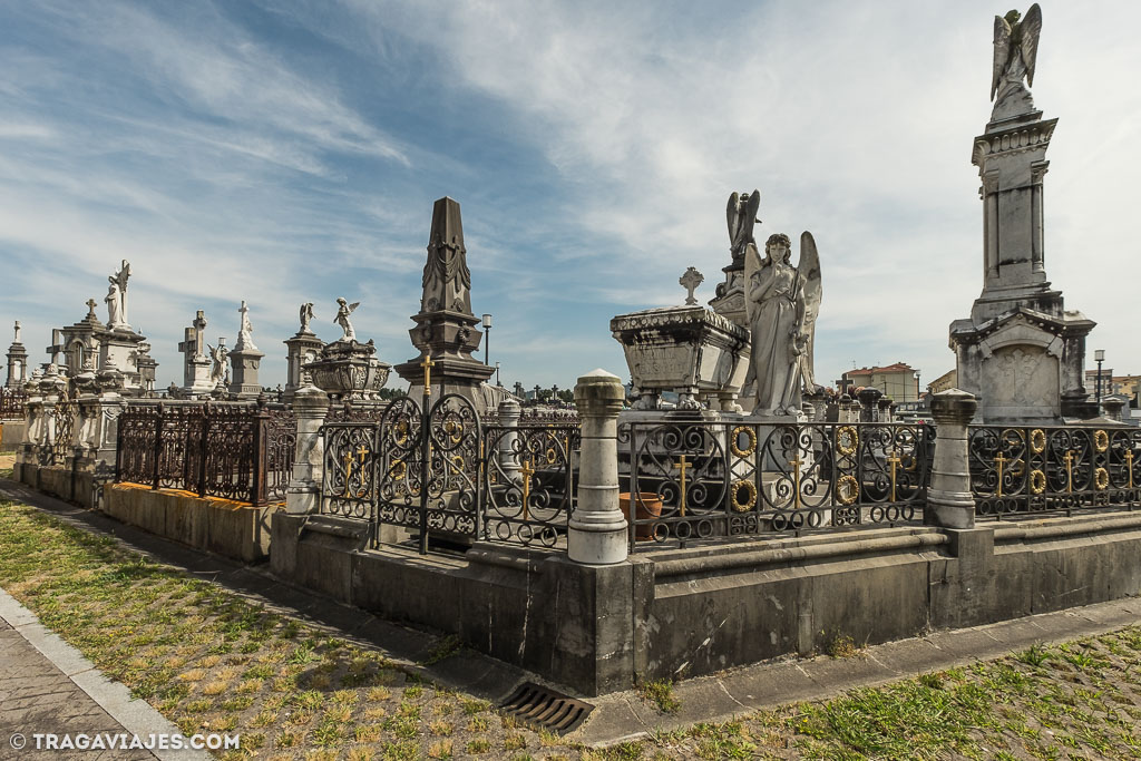 Cementerio Municipal La Carriona Aviles