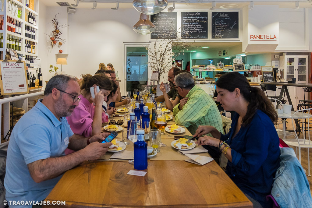 camino-santiago-camino-del-norte-44-panetela-aviles-brunch