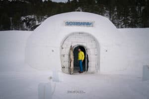 Dormir en un hotel de hielo - Entrada