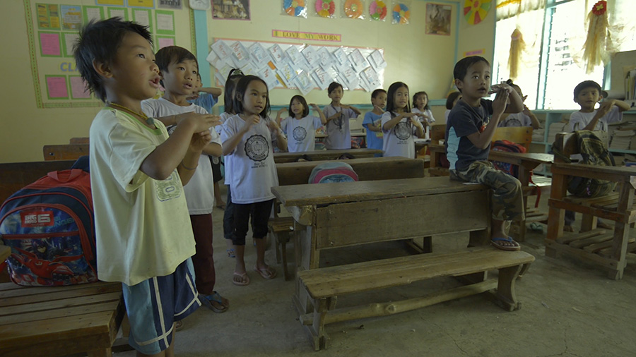 Niños en Colegio de Batad