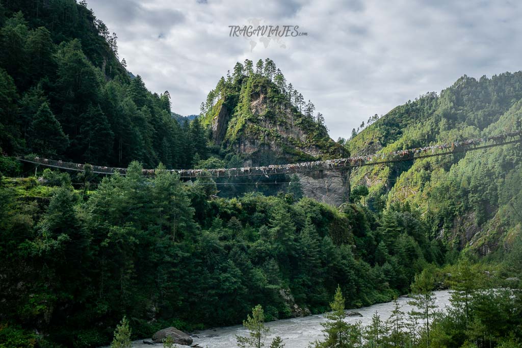 Trekking al campo base del Everest - Puente colgante