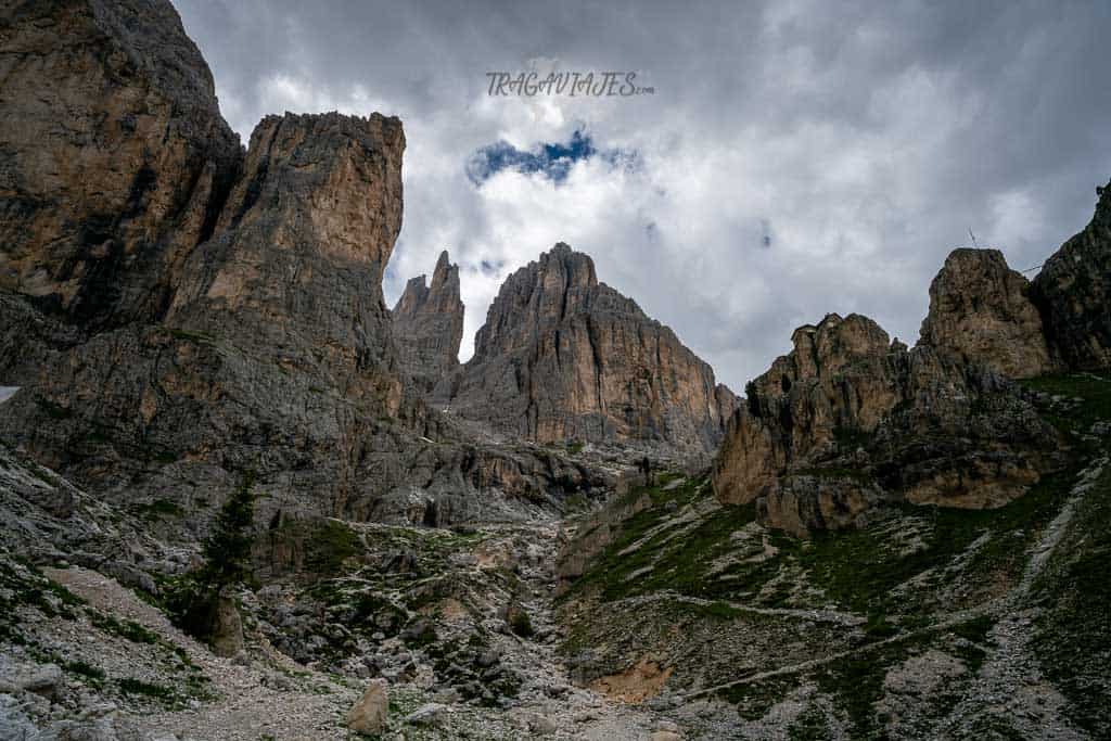 Sendero a las Vajolet Towers - De camino al refugio Vajolet