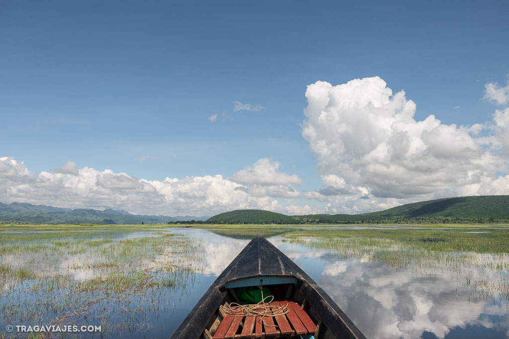 Viaje en bote de Pekon a Inle myanmar birmania