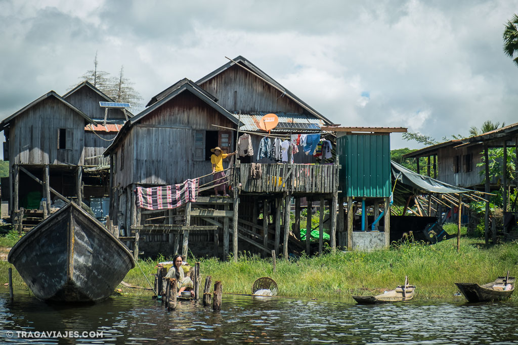 Viaje en bote de Pekon a Inle myanmar birmania