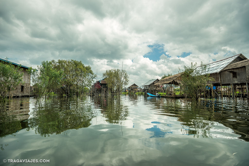 Viaje en bote de Pekon a Inle myanmar birmania