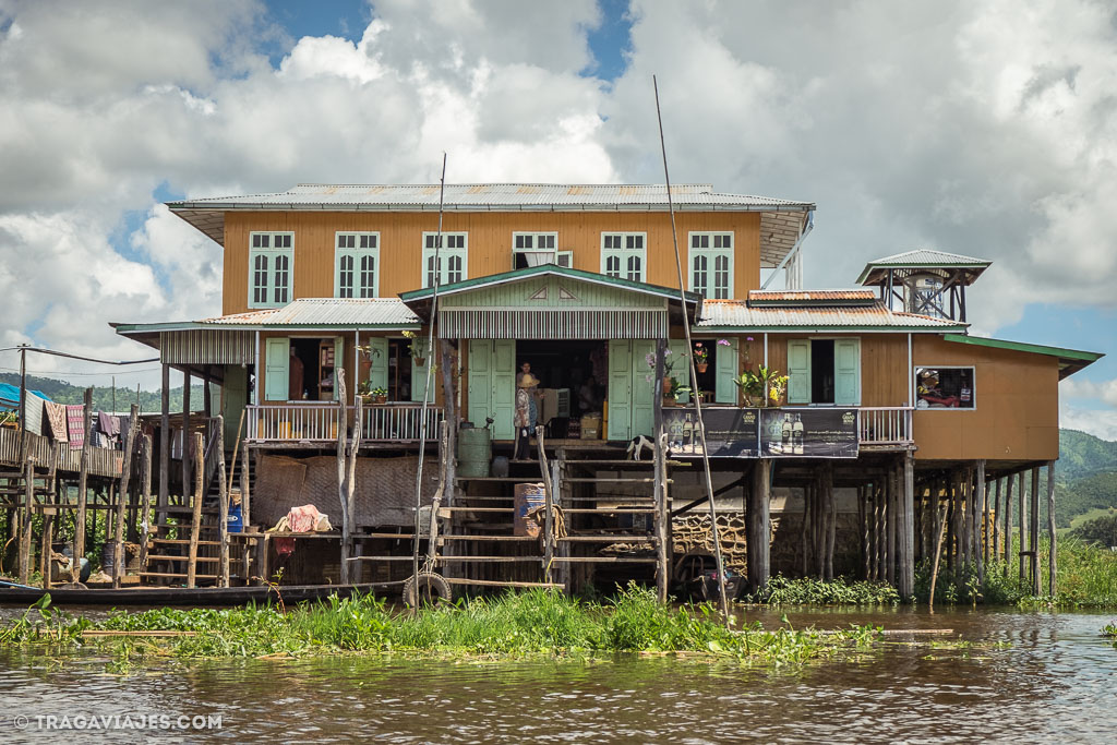 Viaje en bote de Pekon a Inle myanmar birmania