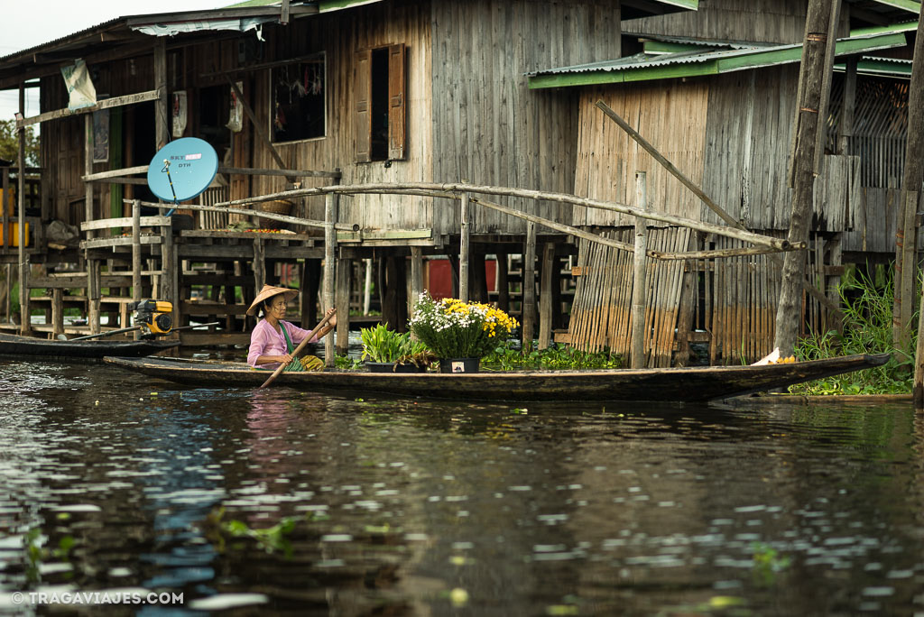 Viaje en bote de Pekon a Inle myanmar birmania